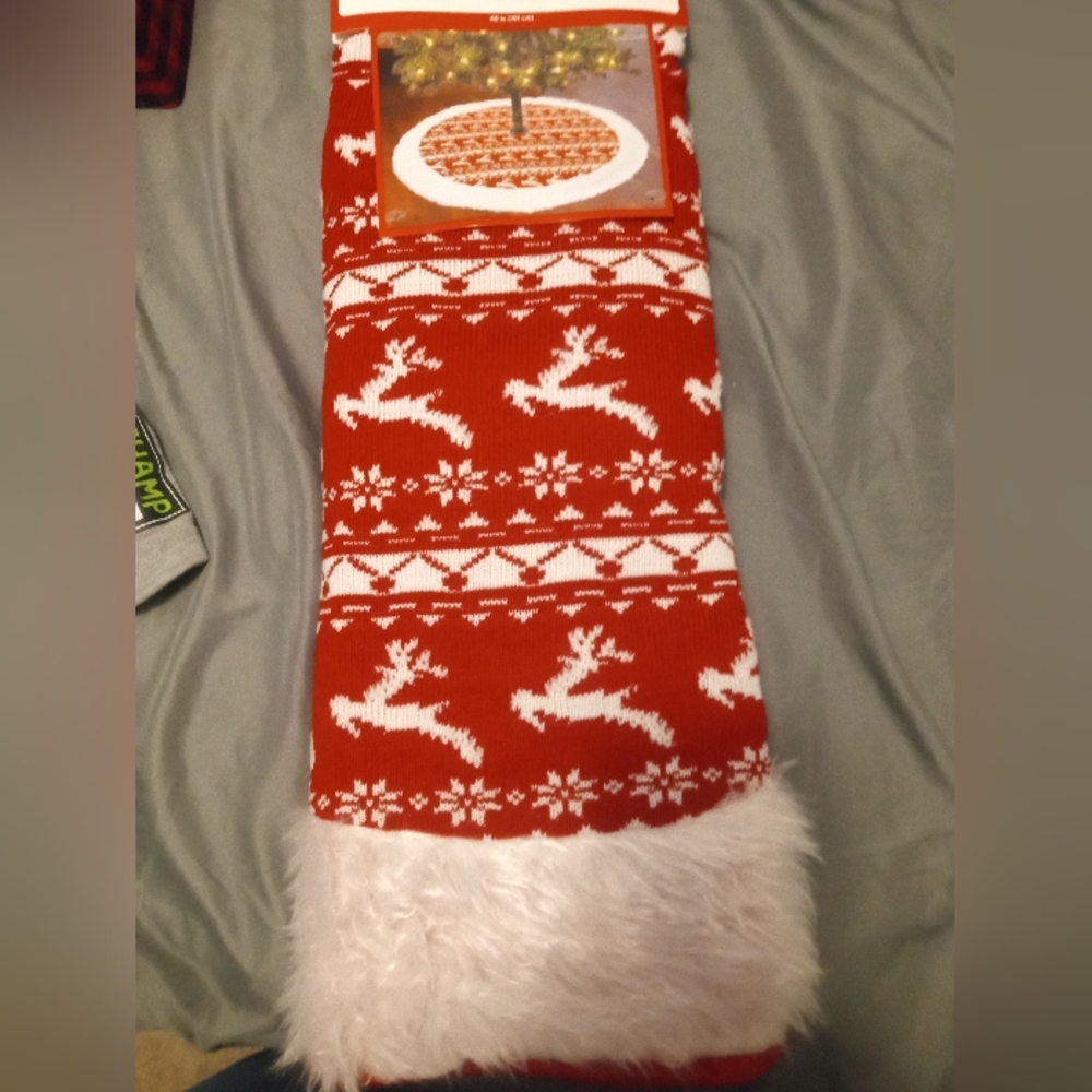 New tree skirt